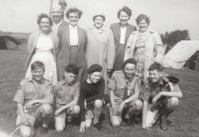Parental visit to Sandsend camp, August 1960